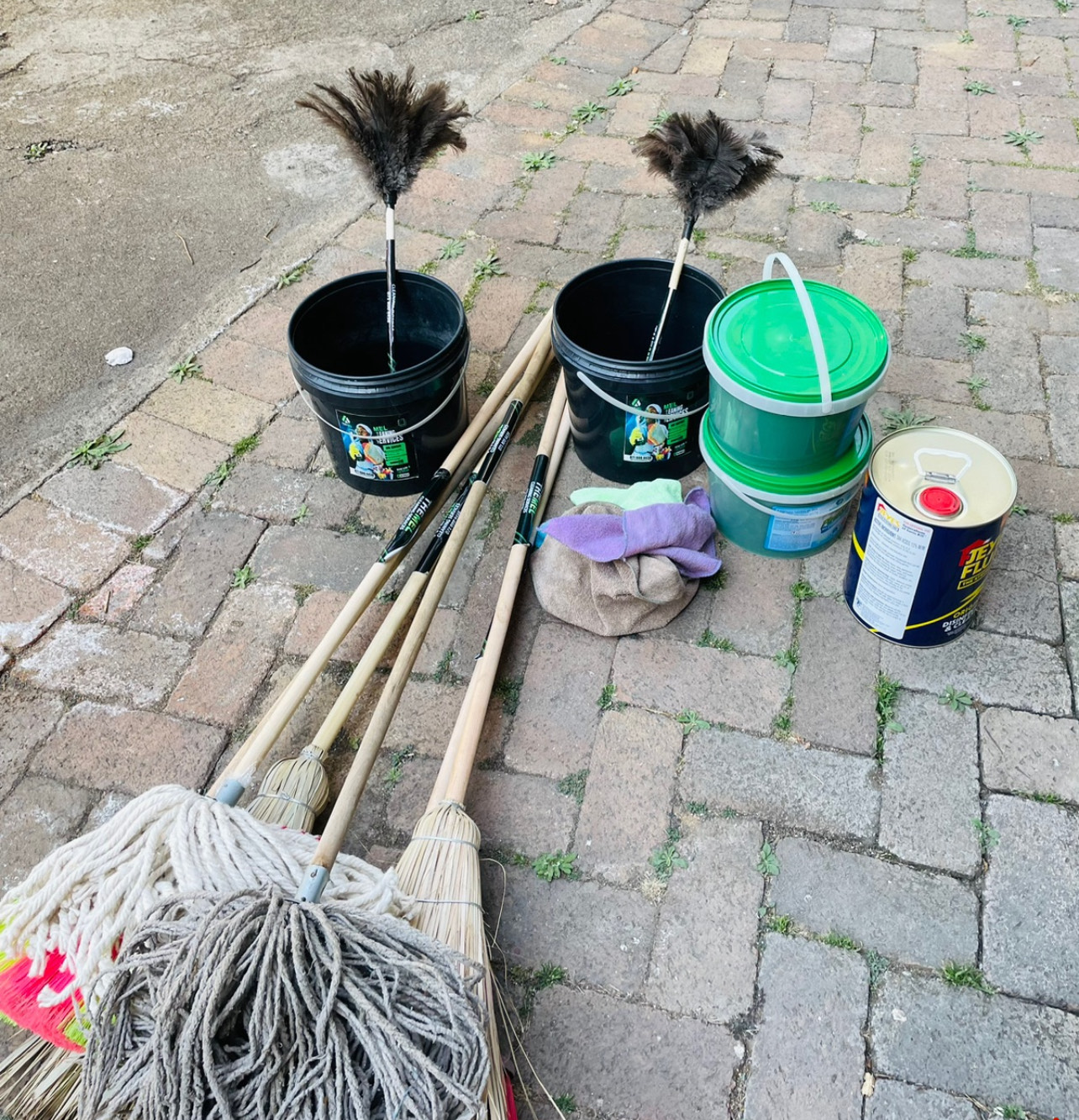 cleaning supplies